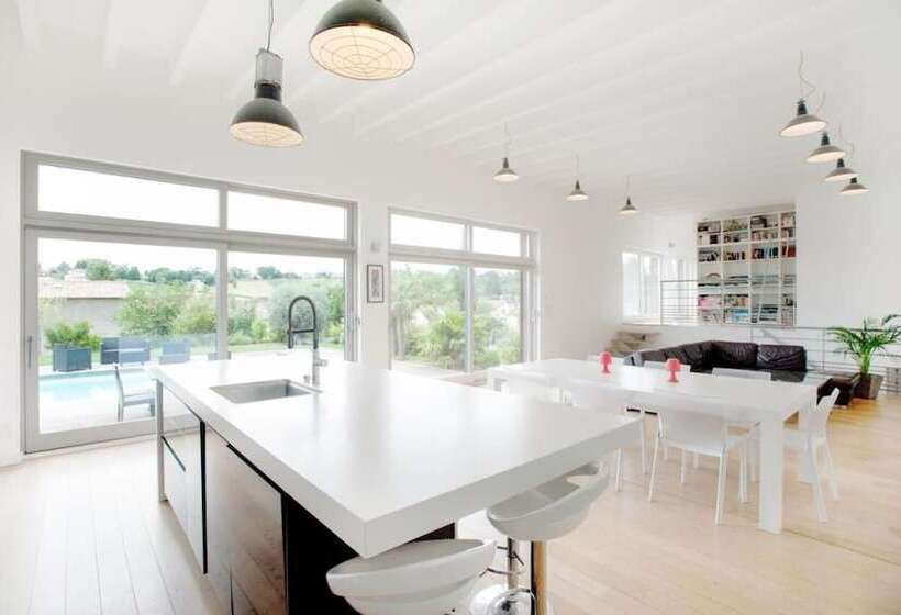 تختخواب و صبحانه Les Crays De Levigny