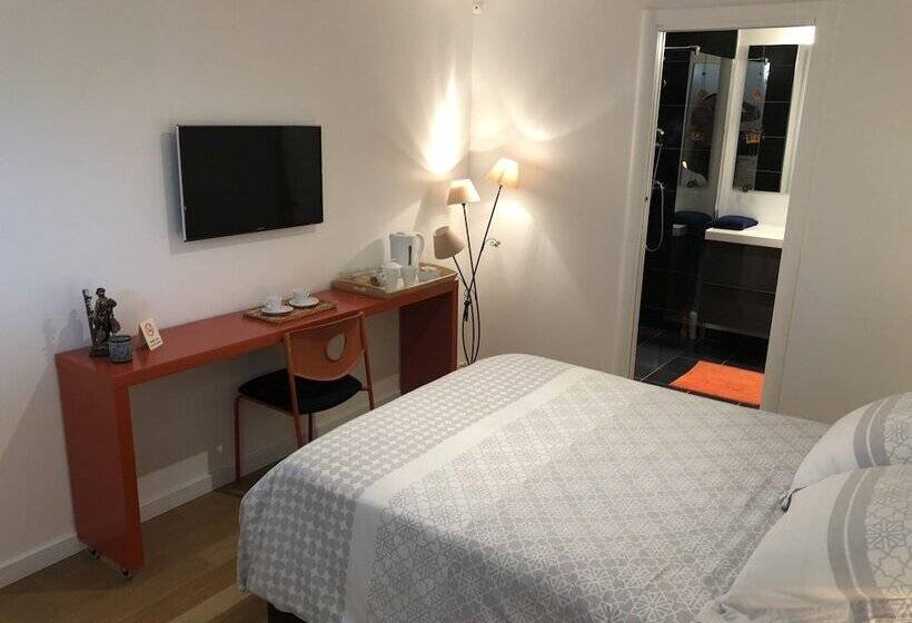 تختخواب و صبحانه Les Crays De Levigny