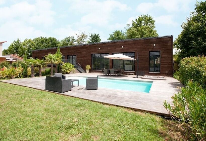 تختخواب و صبحانه Les Crays De Levigny