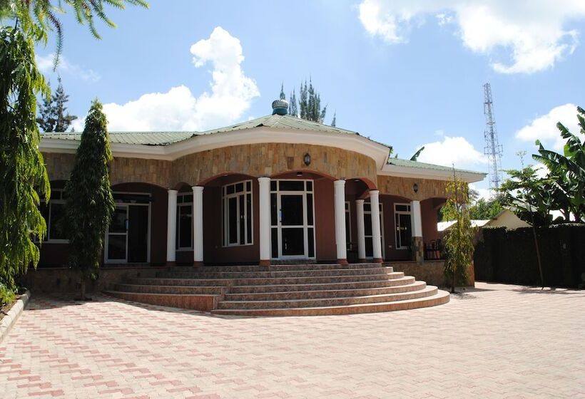 تختخواب و صبحانه Saruni River Lodge