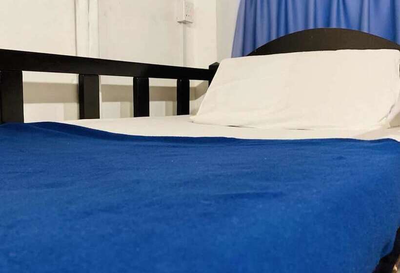 Cookoobird Home   Hostel