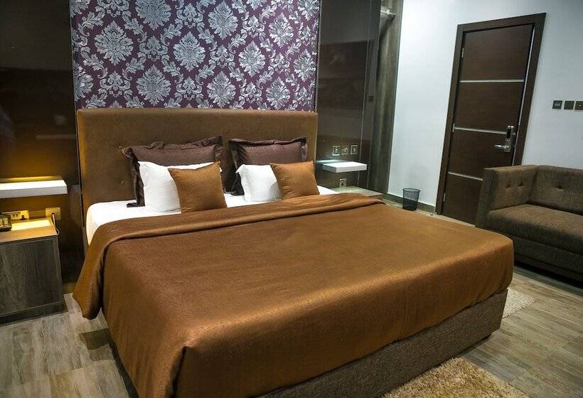 Gei8 Hotels & Lounge