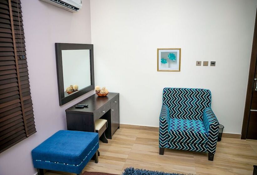 Gei8 Hotels & Lounge