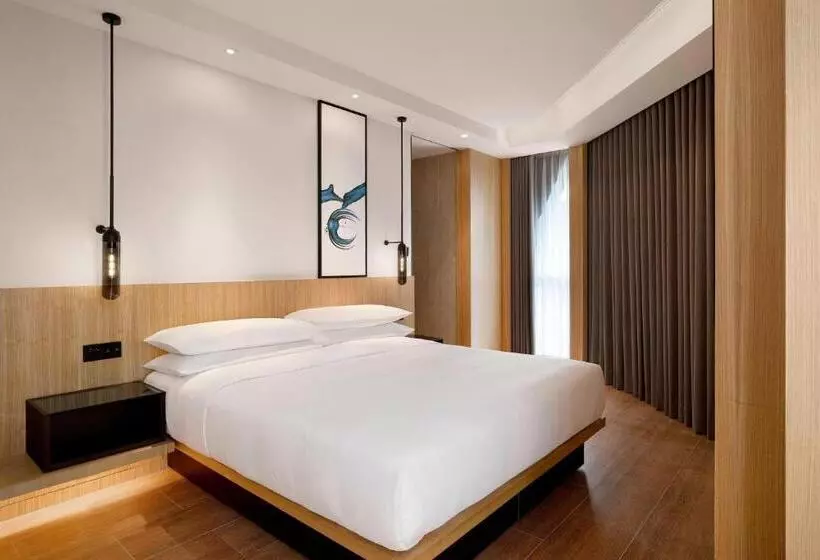 هتل Fairfield By Marriott Taichung