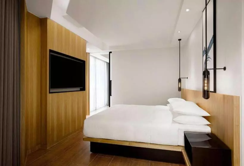 هتل Fairfield By Marriott Taichung