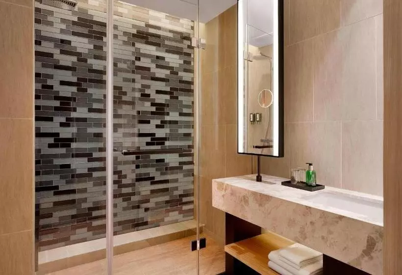 هتل Fairfield By Marriott Taichung