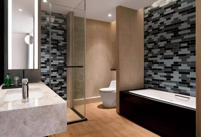 هتل Fairfield By Marriott Taichung