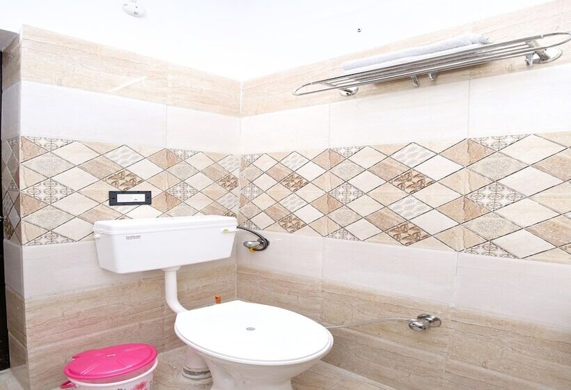 Hotell Gaurav Residency By Oyo