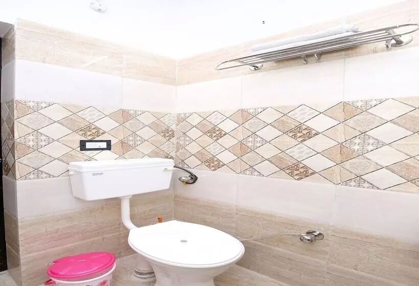 ホテル Gaurav Residency By Oyo