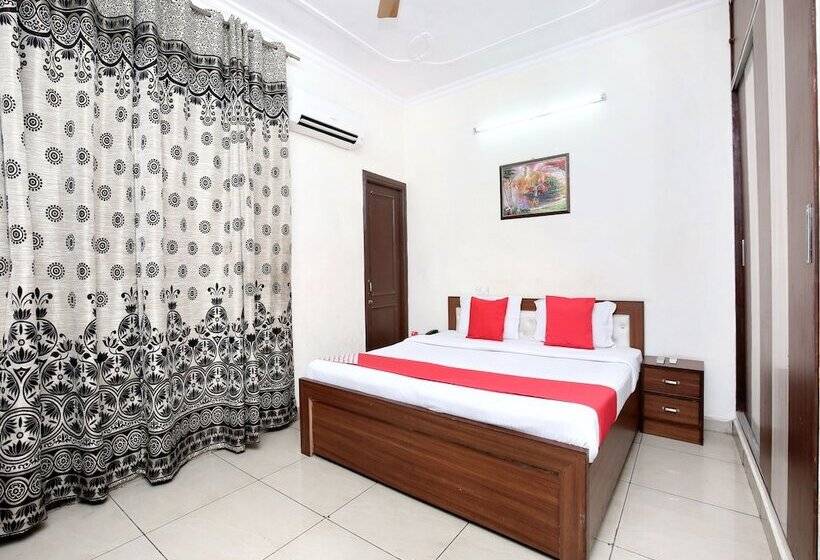 Hotell Gaurav Residency By Oyo