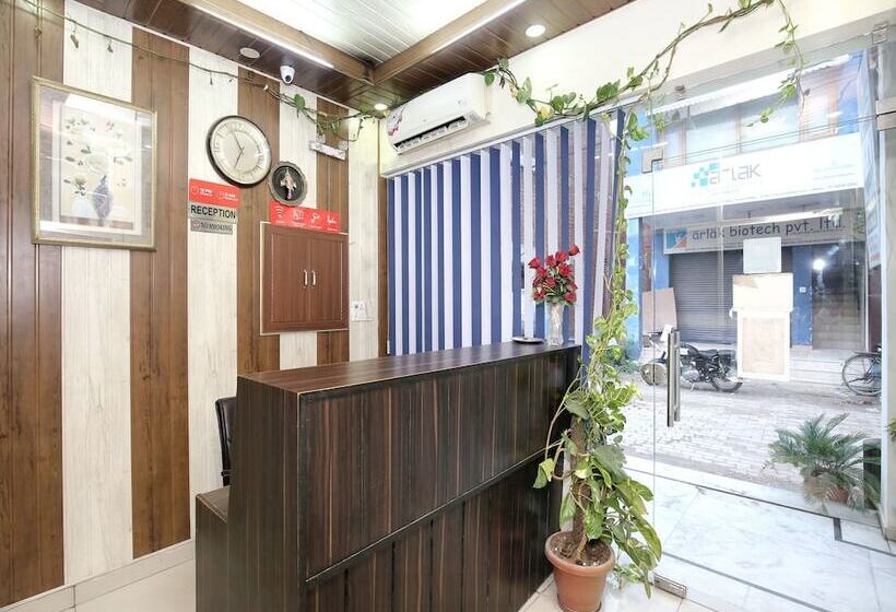 Hotell Gaurav Residency By Oyo