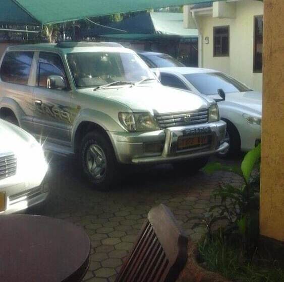 هتل Munga Executive Lodge