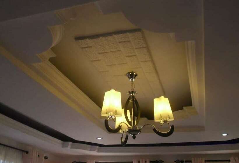 هتل Munga Executive Lodge