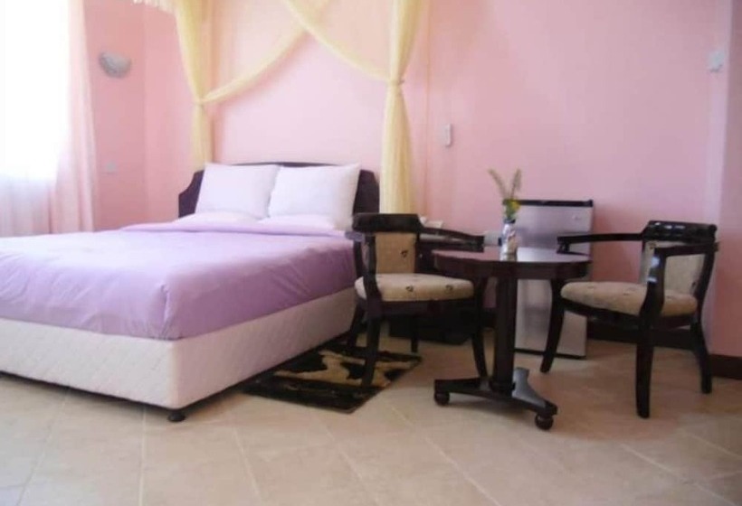 هتل Munga Executive Lodge