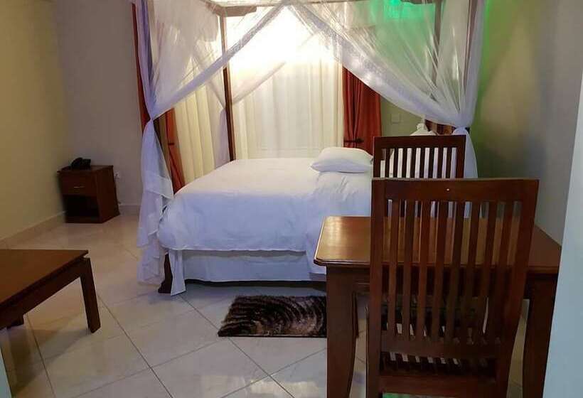 هتل Munga Executive Lodge