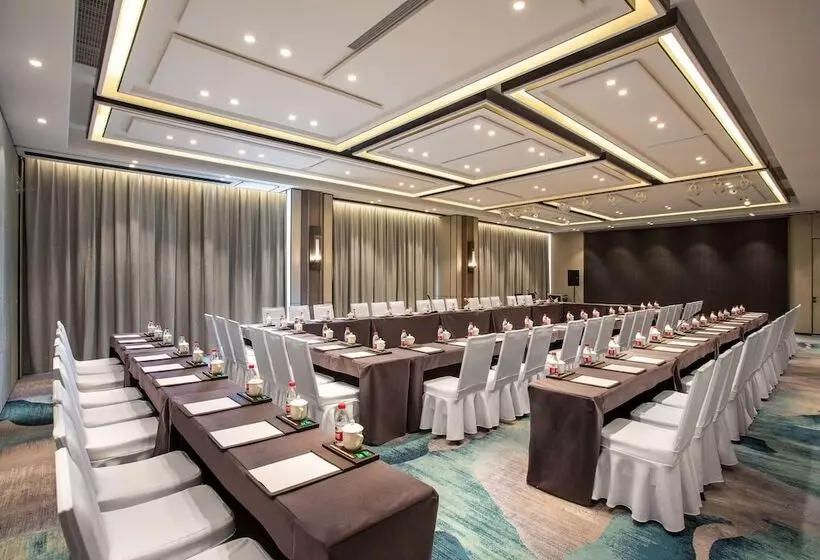 ホテル Ramada Plaza Wyndham Xiangyang Xiangzhou