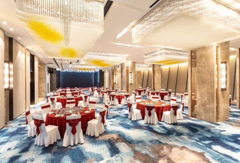 בית מלון כפרי Ramada Plaza Wyndham Xiangyang Xiangzhou