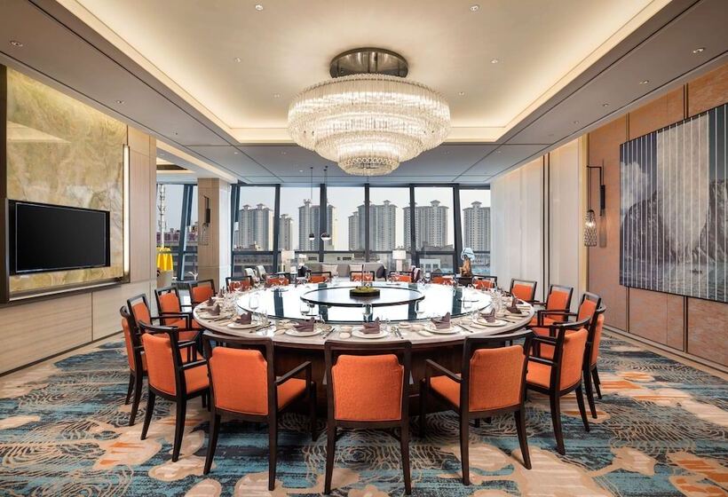 בית מלון כפרי Ramada Plaza Wyndham Xiangyang Xiangzhou