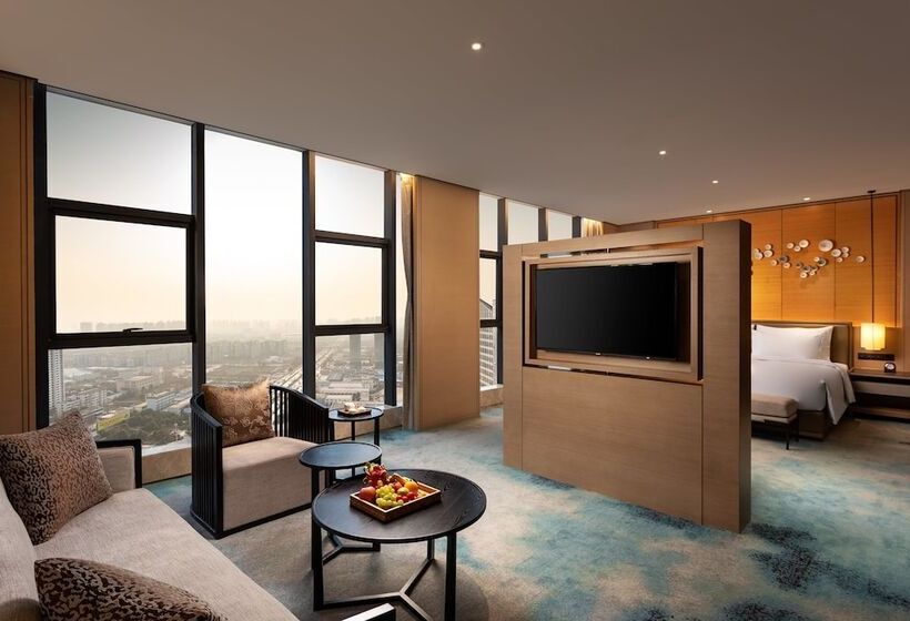 בית מלון כפרי Ramada Plaza Wyndham Xiangyang Xiangzhou