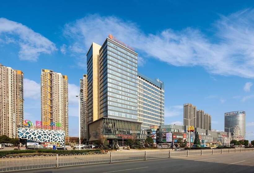 בית מלון כפרי Ramada Plaza Wyndham Xiangyang Xiangzhou