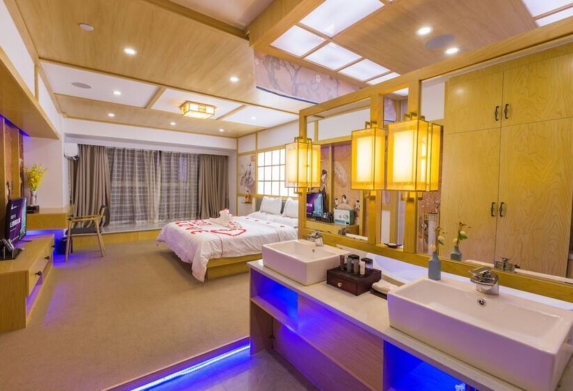 L Theme Hotel Foshan