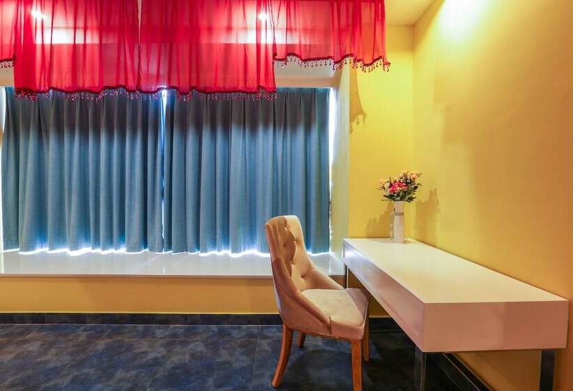 L Theme Hotel Foshan