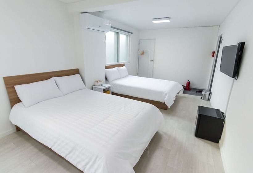 פנסיון Kpop Haus