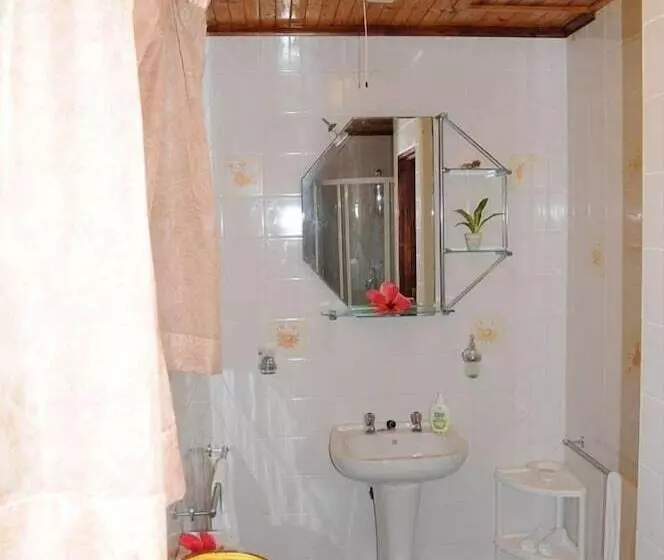 پانسیون Villa Caballero Luxury Chalets