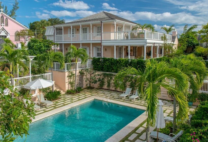 هتل Eleven Bahama House