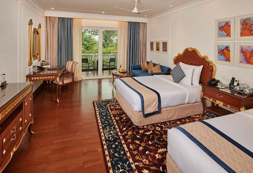 ホテル Mayfair Lake Resort