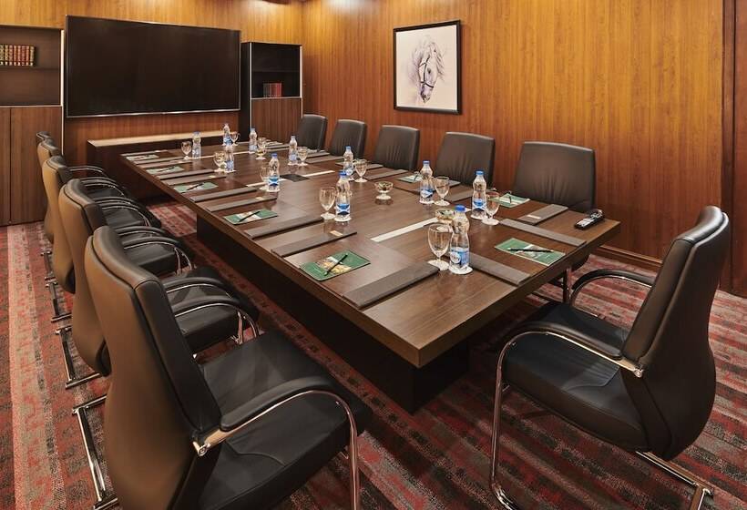 ホテル Mayfair Lake Resort