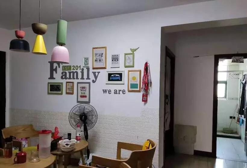 هتل Pinkhostelling Laternational