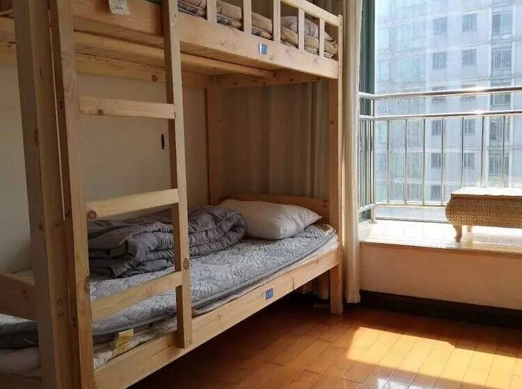 هتل Pinkhostelling Laternational