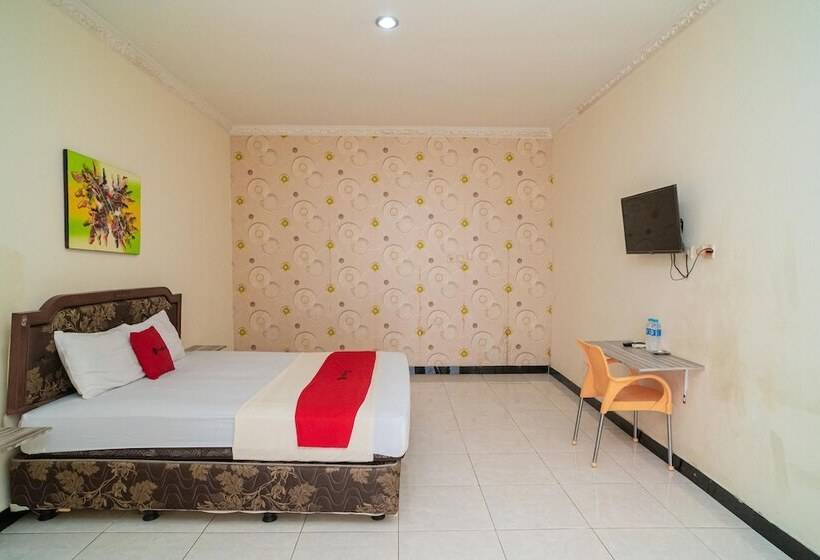 Hotel Reddoorz At Jalan Bukit Keminting