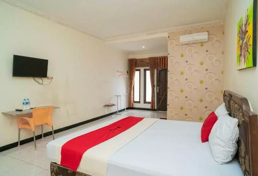 Hotelli Reddoorz At Jalan Bukit Keminting