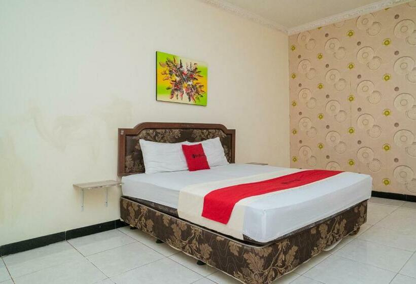 Hotel Reddoorz At Jalan Bukit Keminting