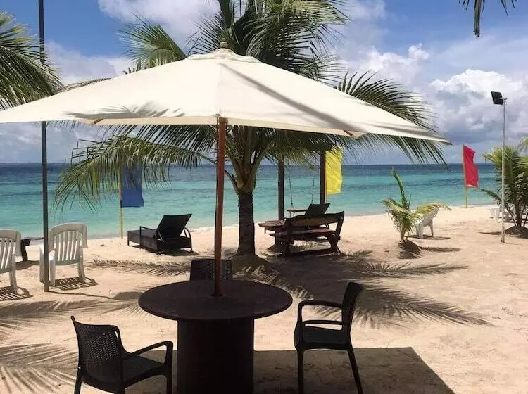 Majatalo Anaya Beach Resort