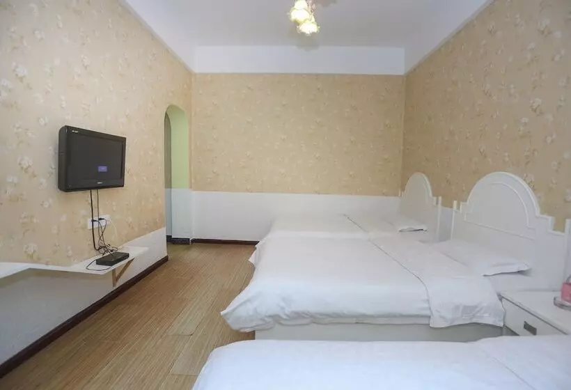 Aishang Hostel
