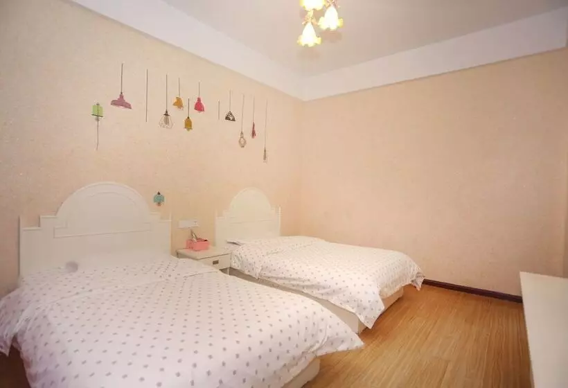 Aishang Hostel