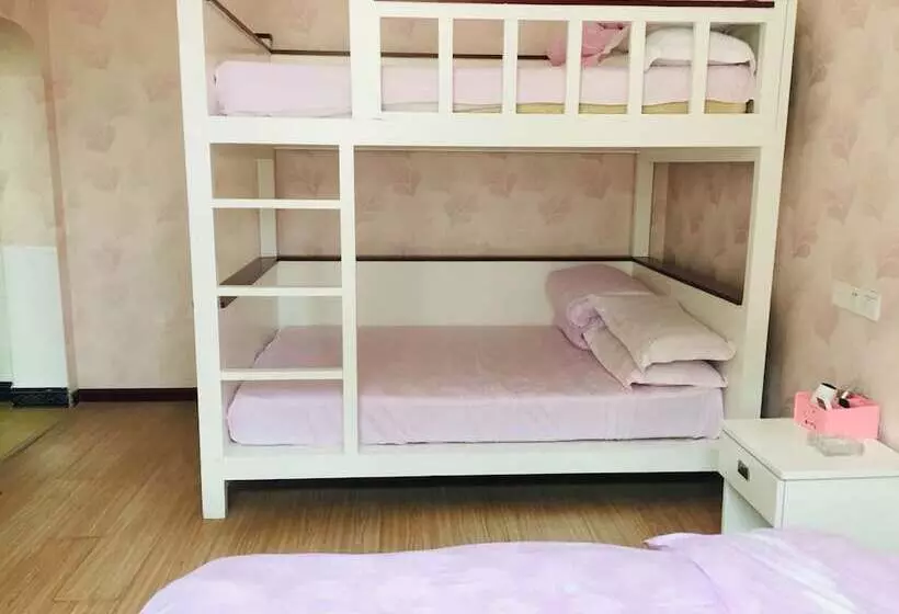 Aishang Hostel