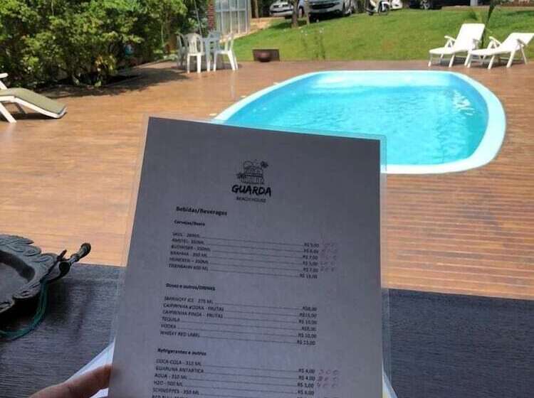 הוסטל Pousada Guarda Beach House