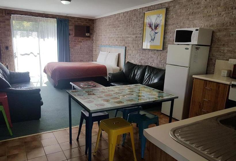 בית מלון כפרי Eildon Parkview Motor Inn