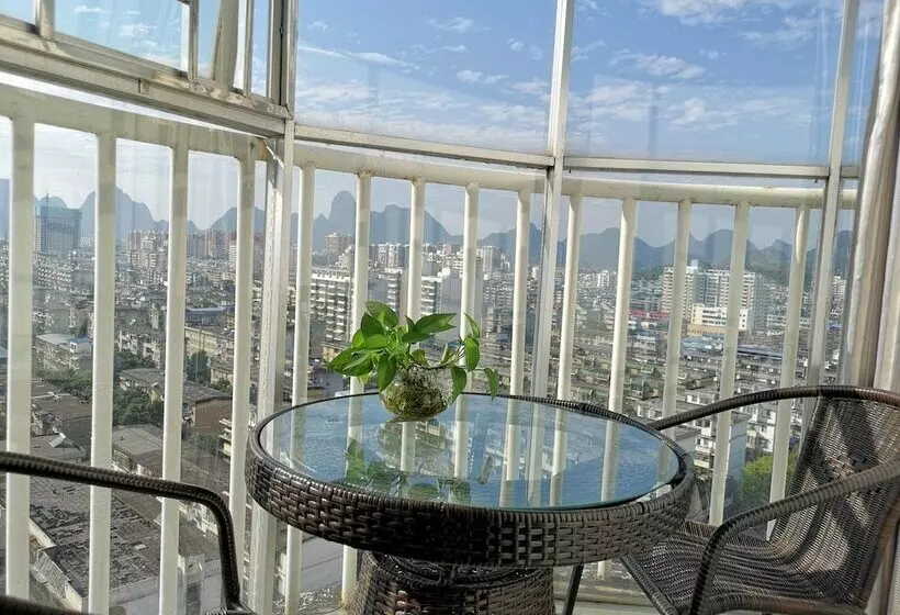 ホテル Guilin Shanshuimeijing Apartment Huating