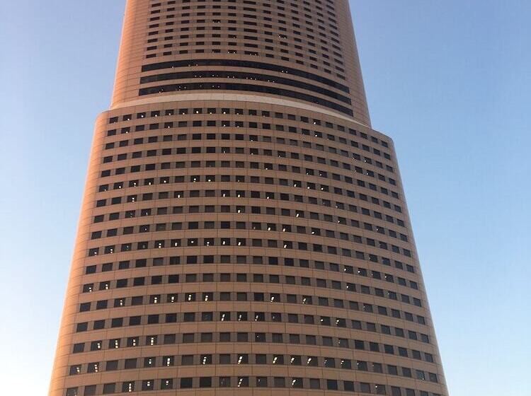 Hotelli King   Adults Only