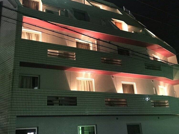 Hotelli King   Adults Only