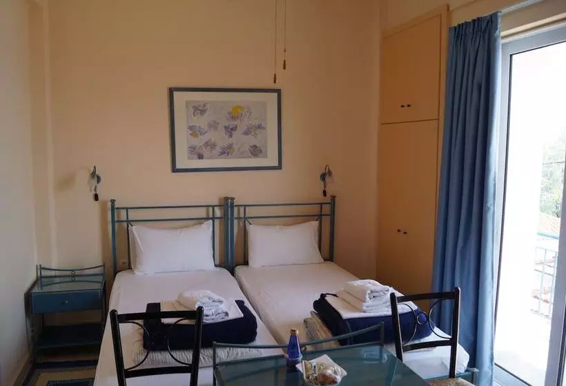 Hotelli Melistas Rooms