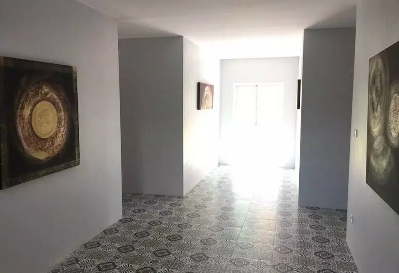 Hotelli Rim Nam Riva Resort