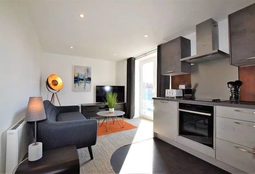 Jims Place   Your Apartment