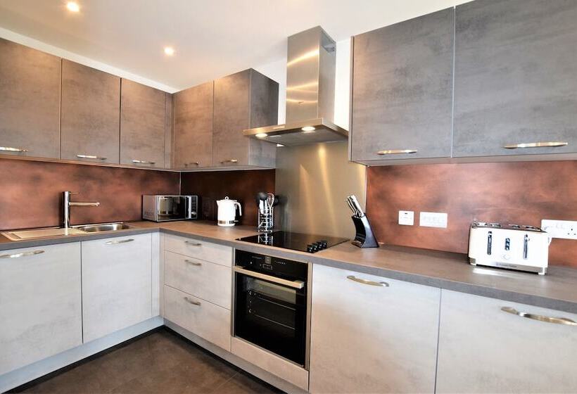 Jims Place   Your Apartment