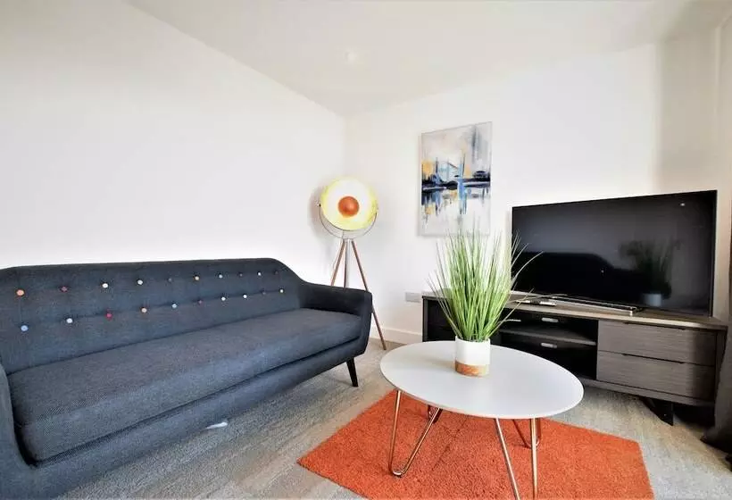 Jims Place   Your Apartment